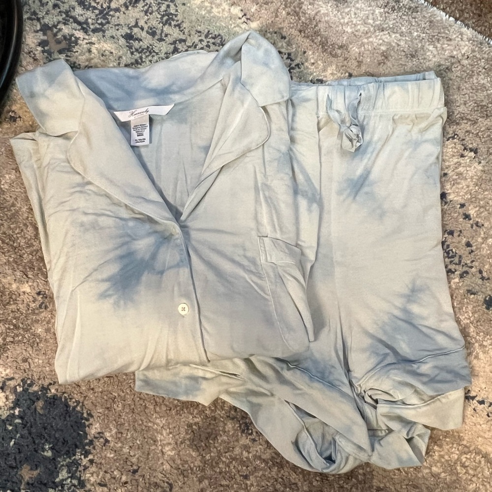 Victoria’s Secret pajama set
